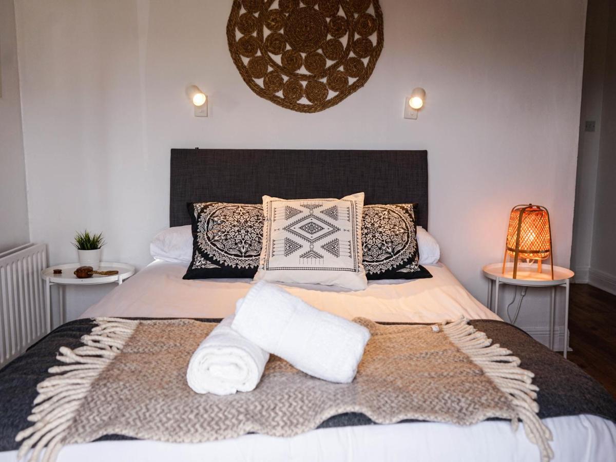 Pure Magic Lodge Slievemore ภายนอก รูปภาพ