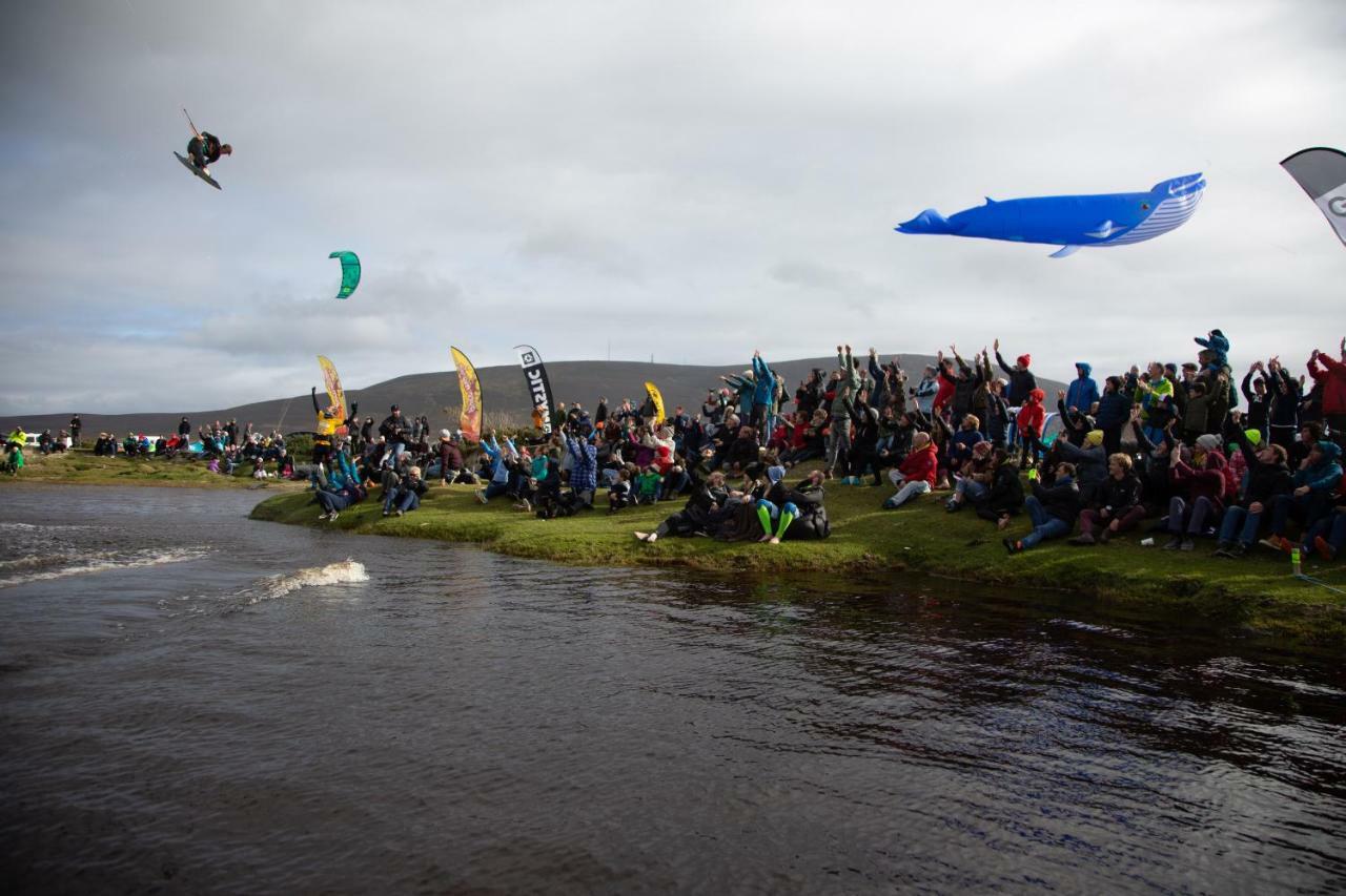 Pure Magic Lodge Slievemore ภายนอก รูปภาพ